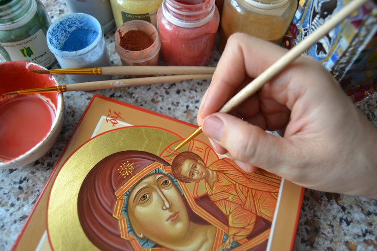 Секреты искусства написания православных икон: техники и материалы